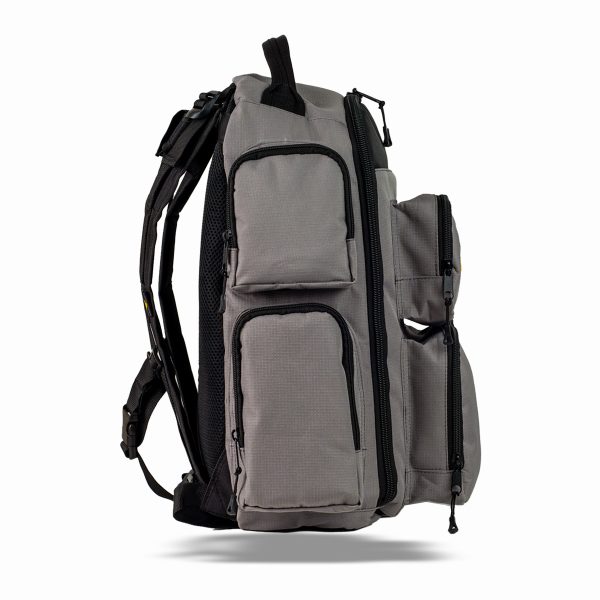 MOCHILA TERRA HIPERBÓREA GRIS 23 LITROS CON IMPERMEABLE INCLUÍDO
